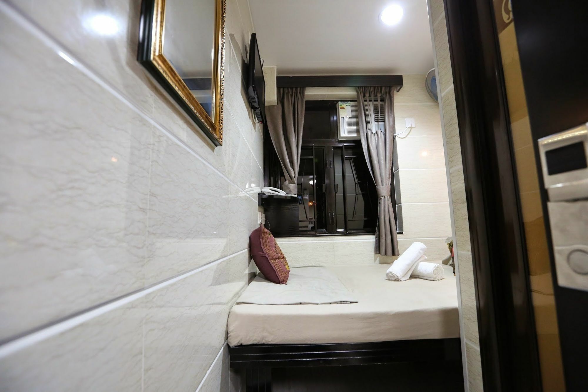 Asia Inn Цзюлун Экстерьер фото