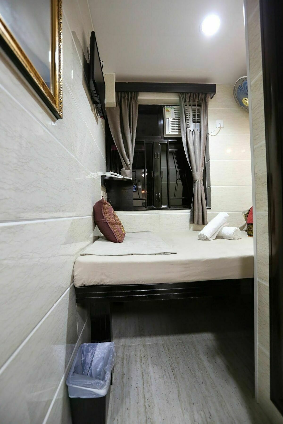 Asia Inn Цзюлун Экстерьер фото